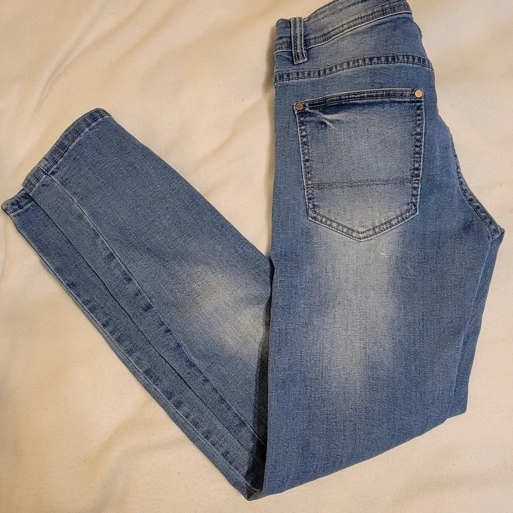 Jeans - Picture 5 of 8